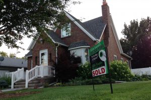 Follow these tips to sell your flip faster